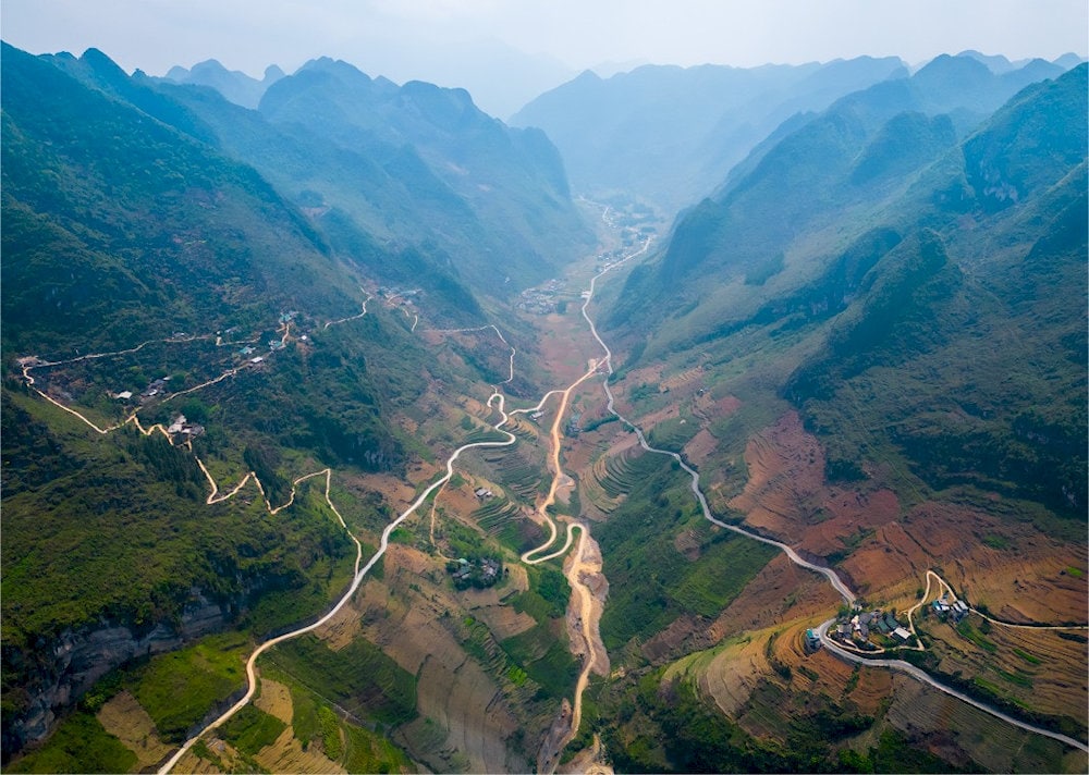 The geopark features various karst forms, such as towers, cones, valleys, sinkholes, and underground rivers